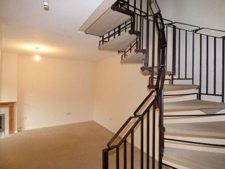 1 bedroom semi-detached house to rent - Photo 4