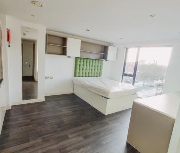 Premium (Access) Studio-2&3 - Photo 3