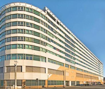 Studio to rent - Photo 6