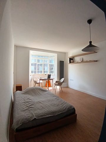 Studio Flat, Russell Court, WC1H - Photo 5