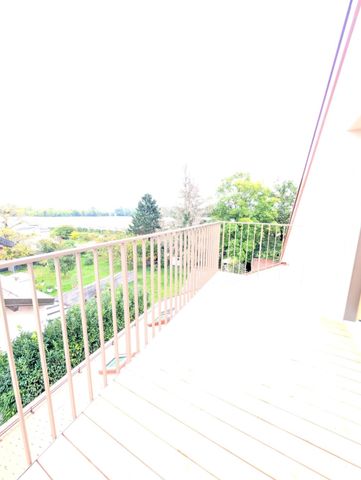 Bel appartement de 4.5 pièces en duplex dans une magnifique maison rénovée - Photo 4