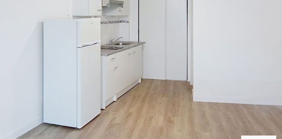 Location Appartement 1 pièce 23m² - Photo 2