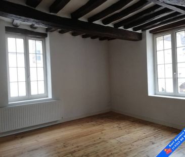Location Appartement 1 pièce 32m² JOIGNY 89300 - Photo 3