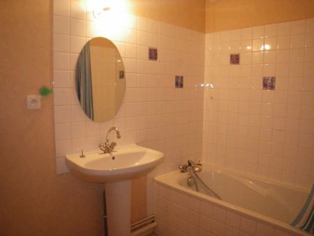 LOCATION - APPARTEMENT - 2 pièce(s) - 42 m2 - GRANVILLE - Photo 5