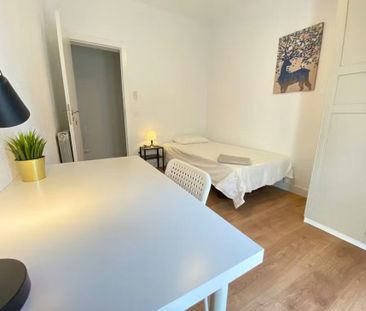 Avenida de la Albufera, Madrid, Community of Madrid 28038 - Photo 2