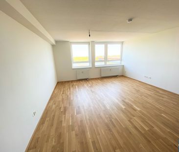 Top 3-Zimmer-Wohnung mit Blick auf den Innenhof - Photo 1