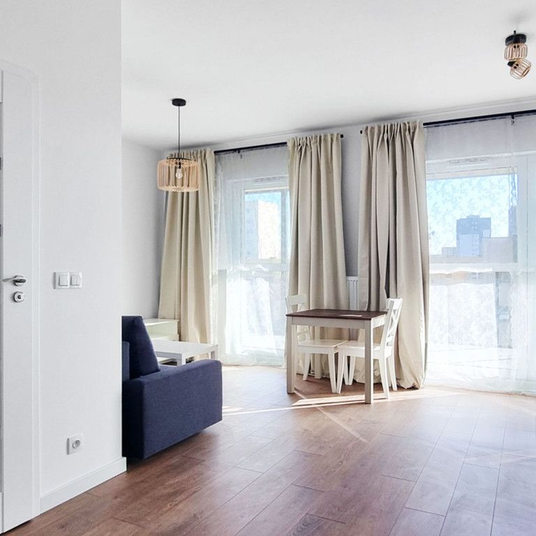 Warszawa, Praga-Południe, Gocław, Aleja J. Nowaka-Jeziorańskiego - Zdjęcie 1