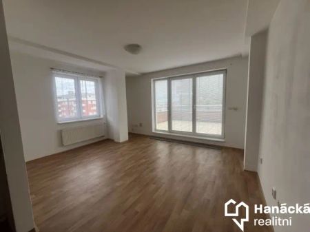 Pronájem velmi pěkného bytu 2+kk s terasou v Olomouci, ulice Bacherova - Fotografie 5