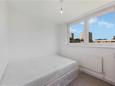 Battersea Bridge Road, SW11 - Photo 5