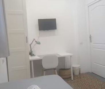 Carrer de Jaume Casanovas, El Prat de Llobregat, Catalonia 08820 - Photo 2