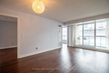 109 Front Street E #641 - Photo 2