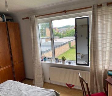 4 bedroom house share to rent - Photo 3