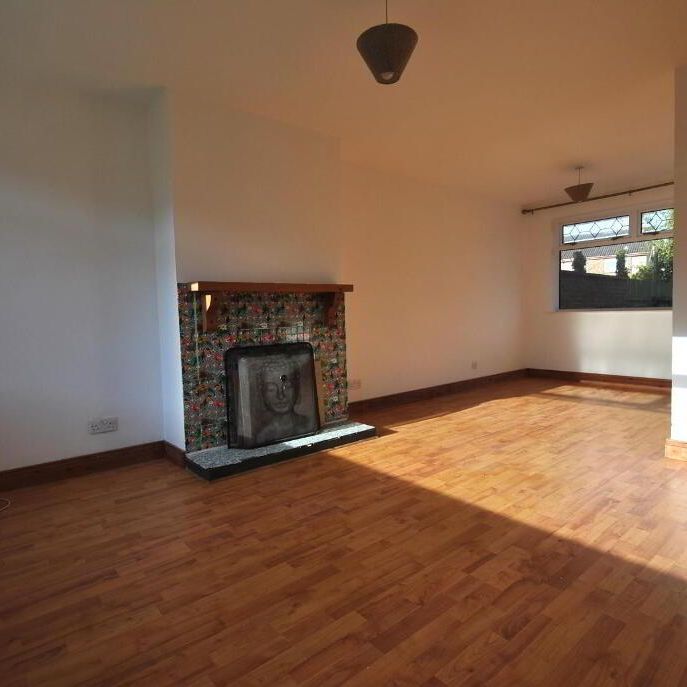 27 Cardy Close, Bangor, BT19 1AT - Photo 1