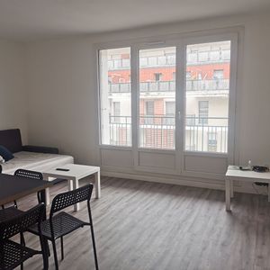 Location Appartement 2 pièces 50m² TOURS 37000 - Photo 2