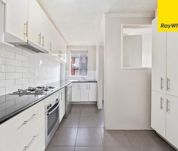 Fresh Interior | Convenient Location - Photo 5