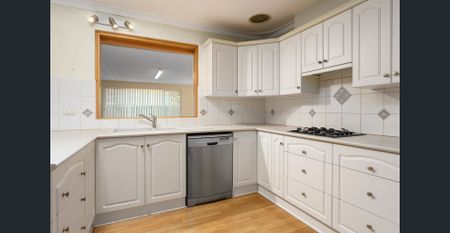 OLD CHARM MEETS MODERN LIVING - Photo 5