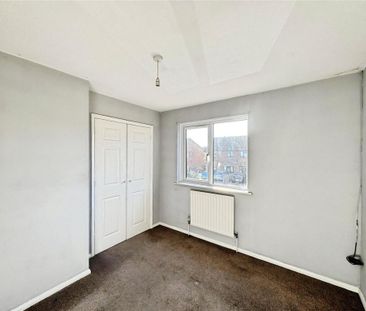 2 bedroom semi-detached house to rent - Photo 3