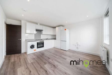 Link House, Hayes, UB4 - Photo 5