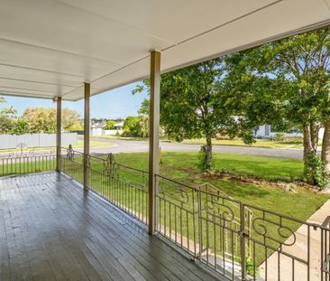 Charming 3-Bedroom Cottage on a Corner Block in Booval - Photo 2