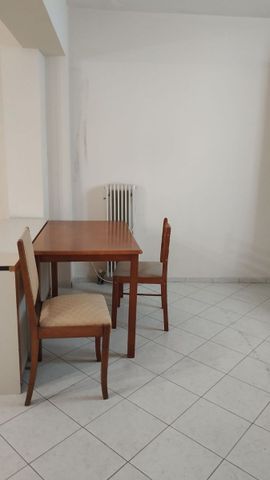 Studio/Γκαρσονιέρα για ενοικίαση Ζαβλάνι (Πάτρα) - Photo 4