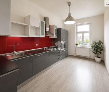 Pronájem bytu 4+1 94 m², Svatoplukova 549, Praha - Photo 3