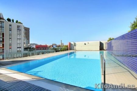 SPACIOUS ONE BED APARTMENT PLUS STUDY - Photo 2