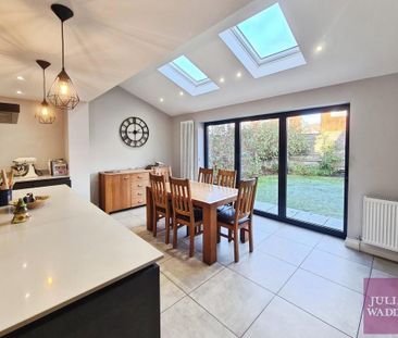 4 bedroom detached house to rent - Photo 6