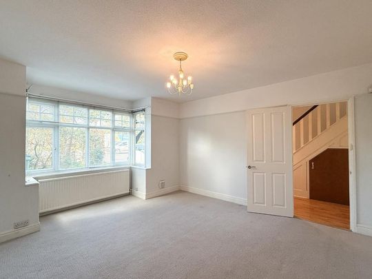 4 bedroom semi-detached house to rent - Photo 1