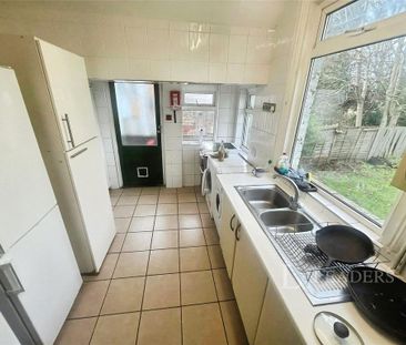 1 bedroom in a house share to rent - Photo 1