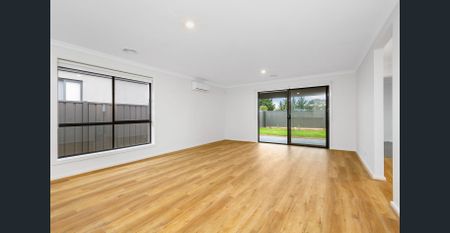 A Stunning Blend of Modern Design & Family Comfort - Photo 2