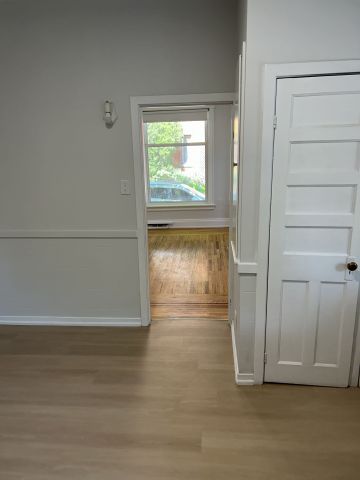 For Lease - 307 Cumberland Avenue Unit# Main, Hamilton, Ontario - Photo 4