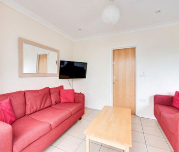 6 bedroom house to rent - Photo 3