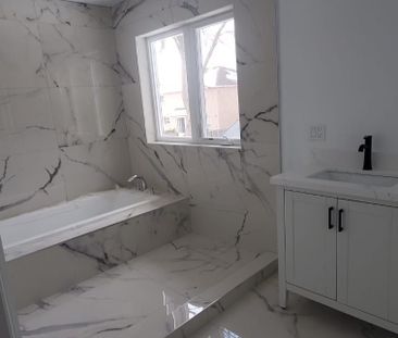 For Lease - 19 Scarboro Crescent Unit# Main, Toronto, Ontario - Photo 5