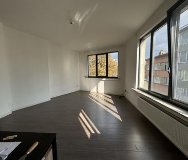 Appartement voor € 725 - Photo 2