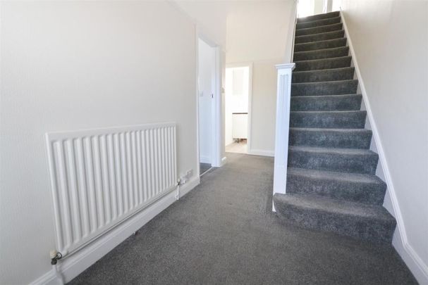 3 Bed Terraced House, Martin Way, SM4 - Photo 1