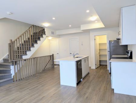 For Lease - 755 Omega Drive Unit# 312, Pickering, Ontario - Photo 3