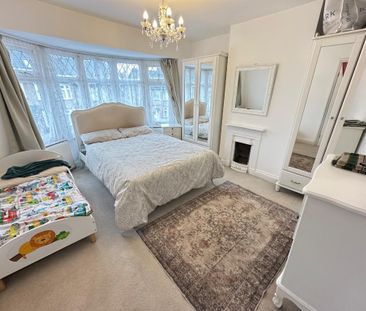 3 bedroom semi-detached house to rent - Photo 5