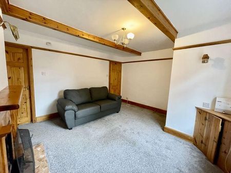 2 bedroom terraced house to rent - Photo 3
