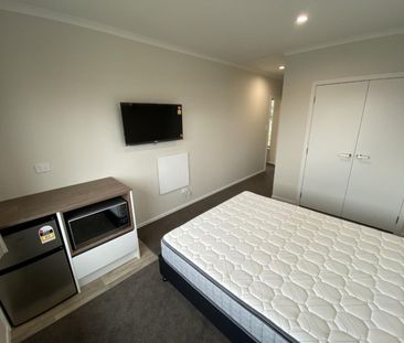 Short walk to Waikato Hospital - Photo 2