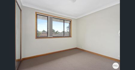 PRIVATE 3 BEDROOM TOWNHOUSE - Photo 3