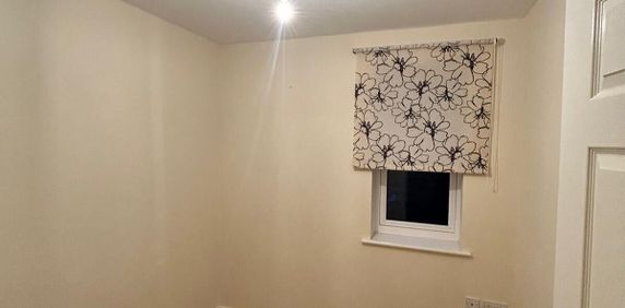 FountainPark, Ollerton, NEWARK - Photo 2