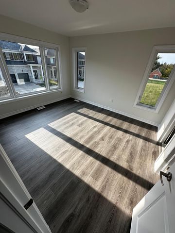 For Lease - 333 Lindsay Street, Kawartha Lakes, Ontario - Photo 5