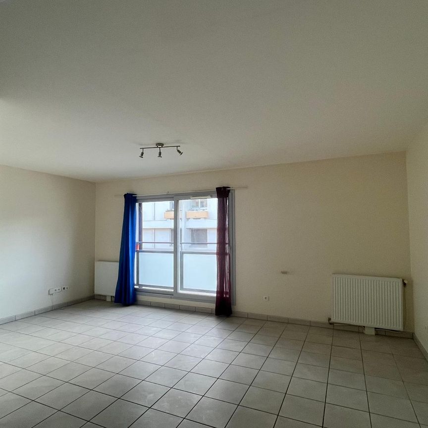 Location Appartement 1 pièce 33m² CHAMALIERES 63400 - Photo 1