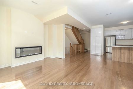 For Lease - 24 Elsinore Street, Vaughan, Ontario - Photo 2