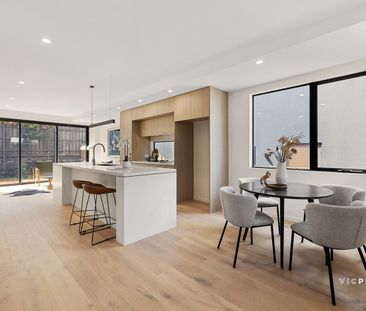 North-Facing Sun, Two Living Areas, and Box Hill High School Zoning - Photo 4