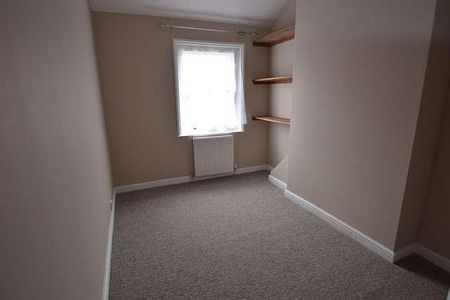 Bedroom Terraced Cottage In Wonersh, GU5 - Photo 4