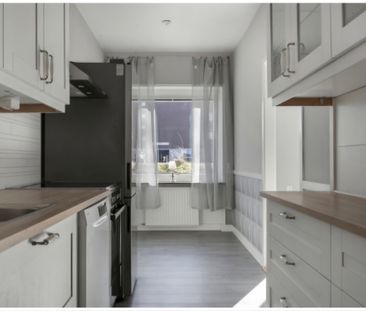 Drottninggatan, Trollhättan - Photo 5