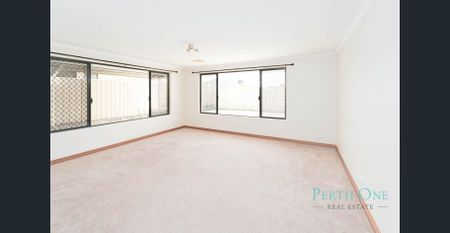 Elegant and Comfort Family Home!! - Photo 4