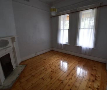 Carlton North - Photo 3