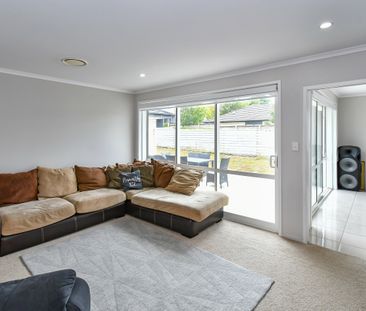 Executive living in Pokeno! - Photo 5